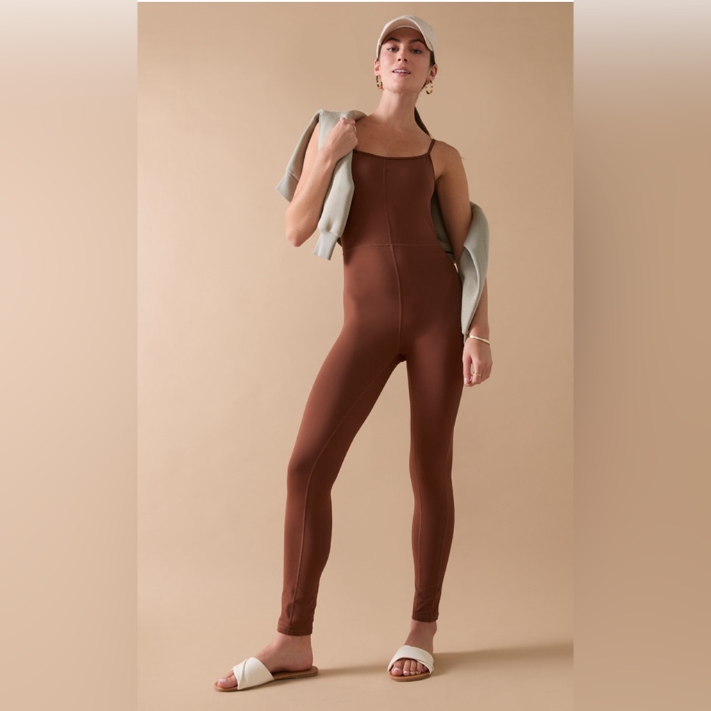 New Francesca’s Yummi Brown Sleeveless Square Neck One-Piece Catsuit